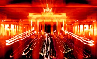 Brandenburger Tor rot